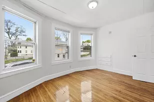 300 Lynn St, Peabody, MA 01960 - Photo 16