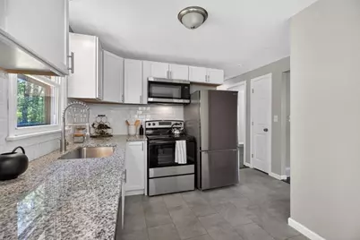 368 Granville Rd, Southwick, MA 01077 - Photo 10