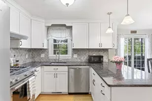 200 Wellman Ave, Chelmsford, MA 01863 - Photo 2