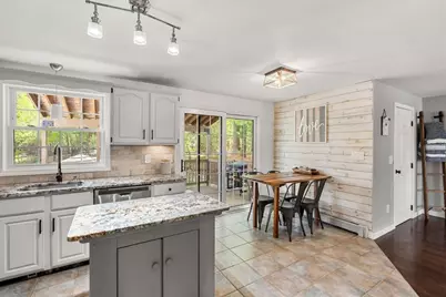 12 Rainbow Cir, Bridgewater, MA 02324 - Photo 8