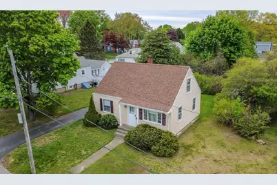 4 Merton St, Somerset, MA 02726 - Photo 28