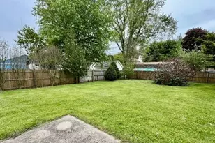 13 Florence St, Chicopee, MA 01013 - Photo 40