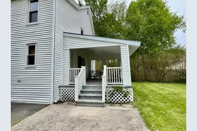 13 Florence St, Chicopee, MA 01013 - Photo 34