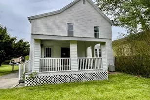 13 Florence St, Chicopee, MA 01013 - Photo 36