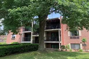 2360 Commonwealth Ave, Newton, MA 02466 - Photo 10