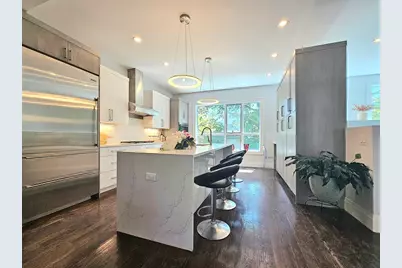 738 Watertown St, Newton, MA 02460 - Photo 8