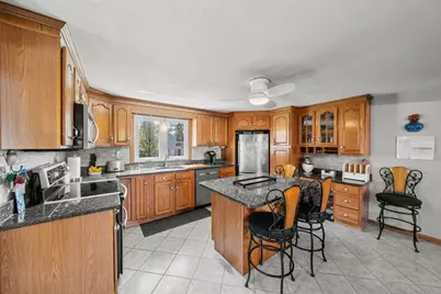 339 Passaconaway Dr, Dracut, MA 01826 - Photo 6