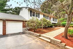 306 Franklin St, Mansfield, MA 02048 - Photo 2