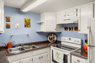 34 Cable Ave, Salisbury, MA 01952 - Photo 10