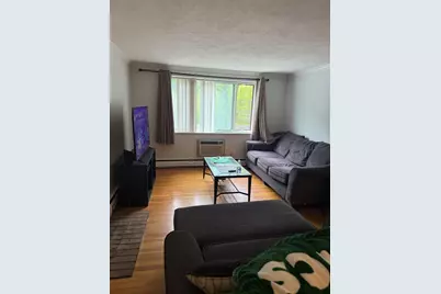 197 Kent St #17, Brookline, MA 02446 - Photo 4