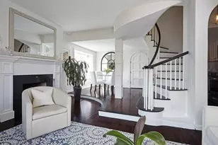 124 Beacon St, Boston, MA 02116 - Photo 2