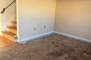 9 Lydon Ln, Halifax, MA 02338 - Photo 2