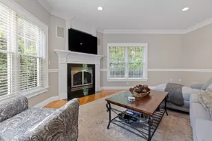 220 Berry St, Wrentham, MA 02093 - Photo 8