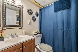 40 Manor Rd, Shrewsbury, MA 01545 - Photo 14