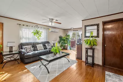 40 Manor Rd, Shrewsbury, MA 01545 - Photo 4