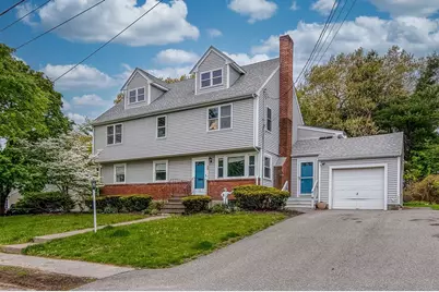 137 Eleanor Dr, Braintree, MA 02184 - Photo 2