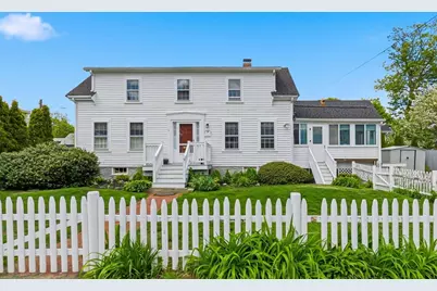 9 Mount Vernon, Marblehead, MA 01945 - Photo 1