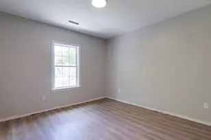 3 Williams St, Pepperell, MA 01463 - Photo 10