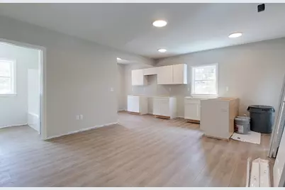 3 Williams St #2, Pepperell, MA 01463 - Photo 6