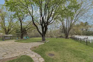 881 Pleasant St, Stoughton, MA 02072 - Photo 22