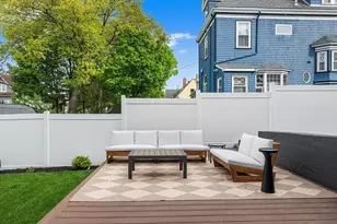 52 Park St, Boston, MA 02132 - Photo 6