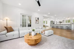 52 Park St, Boston, MA 02132 - Photo 12