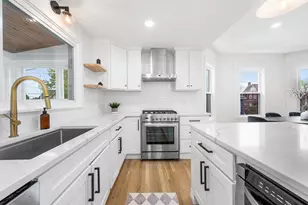 52 Park St, Boston, MA 02132 - Photo 16