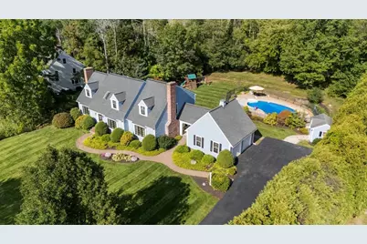 15 Knollcrest Dr, Andover, MA 01810 - Photo 2