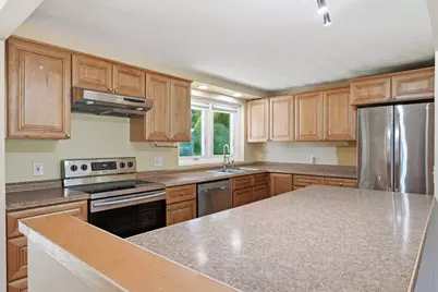 37 Princeton St, Danvers, MA 01923 - Photo 12