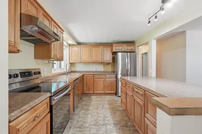 37 Princeton St, Danvers, MA 01923 - Photo 14