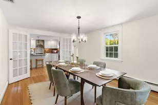 7 Longbow Cir, Lynnfield, MA 01940 - Photo 12