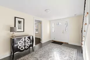 7 Longbow Cir, Lynnfield, MA 01940 - Photo 6