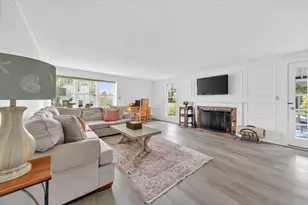 18 Cottage St, Hingham, MA 02043 - Photo 24