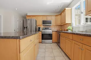 15 Kenneth Dr, Bridgewater, MA 02324 - Photo 18