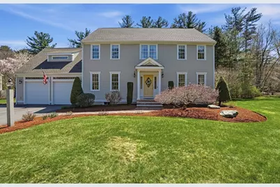 15 Kenneth Drive, Bridgewater, MA 02324 - Photo 2