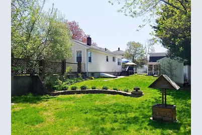39 Elvira St, Bellingham, MA 02019 - Photo 32