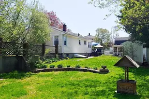 39 Elvira St, Bellingham, MA 02019 - Photo 32