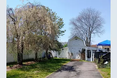 39 Elvira St, Bellingham, MA 02019 - Photo 34