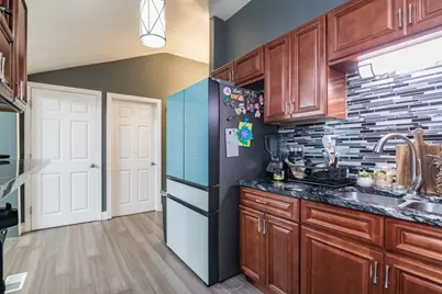 501 Berkshire Ave, Springfield, MA 01109 - Photo 12