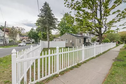 501 Berkshire Ave, Springfield, MA 01109 - Photo 2