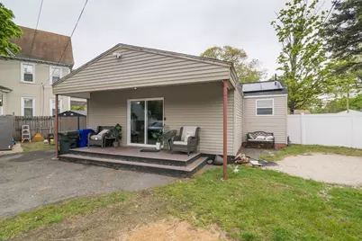 501 Berkshire Ave, Springfield, MA 01109 - Photo 6