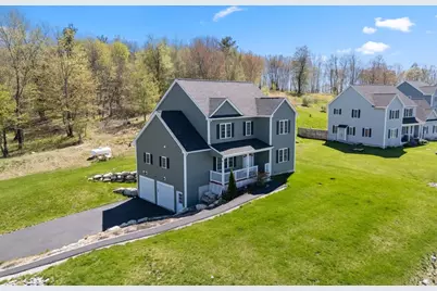 32 Hycrest Rd, Charlton, MA 01507 - Photo 2