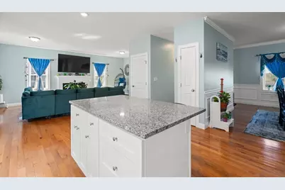 32 Hycrest Rd, Charlton, MA 01507 - Photo 14