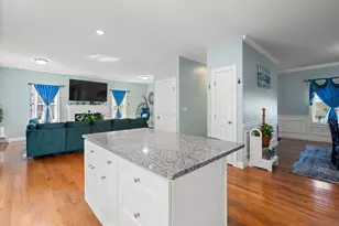 32 Hycrest Rd, Charlton, MA 01507 - Photo 14
