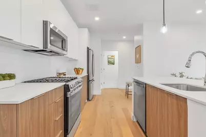 3992 Washington St #204, Boston, MA 02131 - Photo 20