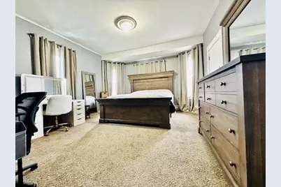 60 Murray St #3, Fall River, MA 02720 - Photo 2