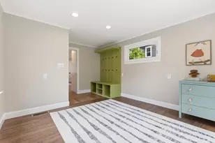 97 Trenton St, Melrose, MA 02176 - Photo 14