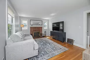 9 MacDonald Cir, Walpole, MA 02081 - Photo 4