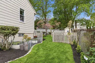 115 Collincote St, Stoneham, MA 02180 - Photo 24