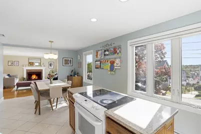 115 Collincote St, Stoneham, MA 02180 - Photo 8